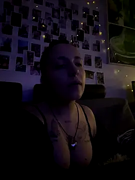 Hawitxui online show from December 21, 7:51 pm