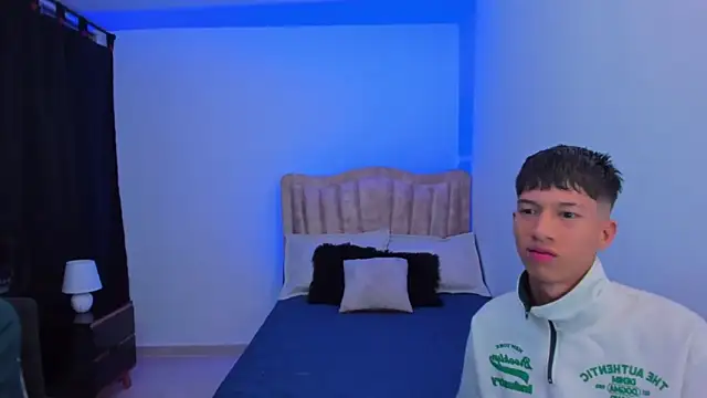 Snapshot of Juan_Nd_Steven chatting on October 4, 4:07 am Juan Nd Steven online show from October 4, 4:07 am