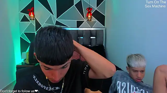 Juan Nd Steven online show from April 7, 1:07 am