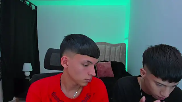 Snapshot of Juan_Nd_Steven chatting on September 17, 4:10 am Juan Nd Steven online show from September 17, 4:10 am