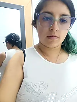 Snapshot of _Angelinaandrade_ chatting on September 9, 1:27 am Angelinaandrade online show from September 9, 1:27 am