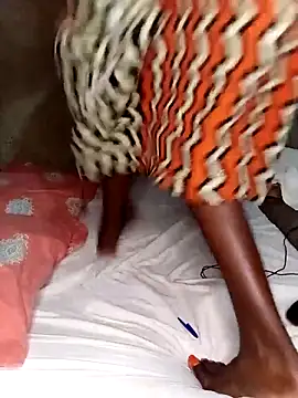 Snapshot of pretty_prickle chatting on September 19, 8:02 am pretty prickle online show from September 19, 8:02 am