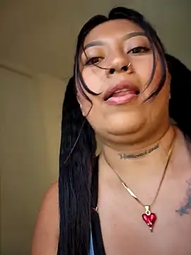 Snapshot of luisa16xxx chatting on October 15, 7:38 pm luisa16xxx online show from October 15, 7:38 pm