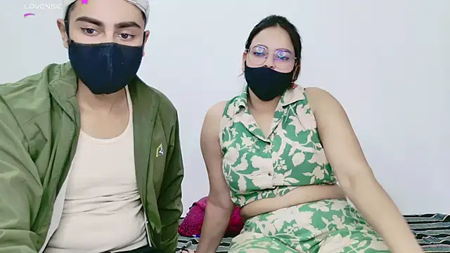 Snapshot of RupaliDixit chatting on October 27, 5:30 pm RupaliDixit online show from October 27, 5:30 pm