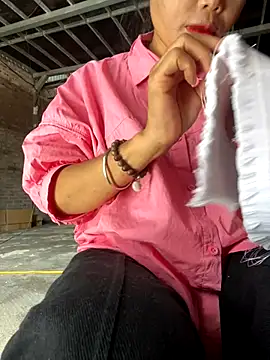 Laura8910 online show from September 17, 2:53 am