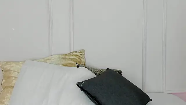 Mariapettit online show from February 18, 11:53 am