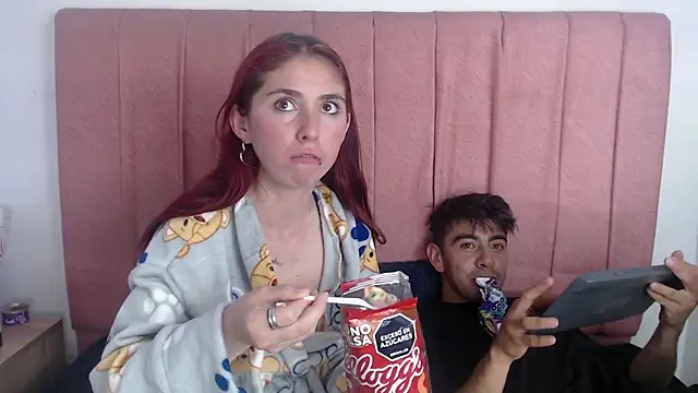 mildre303av online show from October 12, 12:13 am