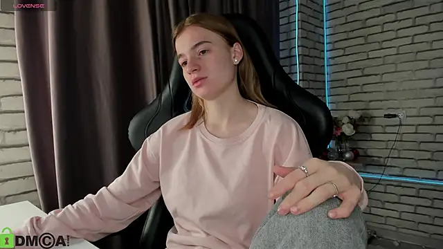 Stacey Brown online show from January 12, 11:43 pm