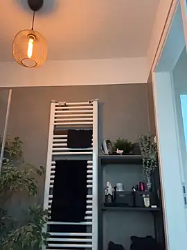 Elenascrib online show from February 19, 8:03 am