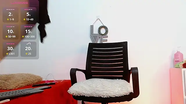 luisa curli online show from September 12, 2:56 am