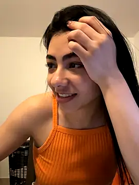 Snapshot of Liissa_cute_ chatting on October 19, 11:51 pm Liissa cute online show from October 19, 11:51 pm