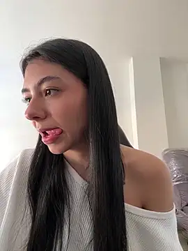 Snapshot of Liissa_cute_ chatting on October 8, 6:56 pm Liissa cute online show from October 8, 6:56 pm