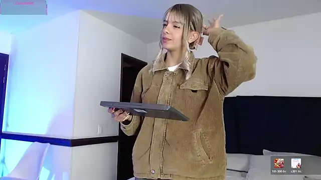 peyton golden1 online show from March 5, 3:35 am