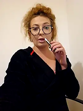 Snapshot of Selenna_emma chatting on October 8, 3:27 pm Selenna emma online show from October 8, 3:27 pm
