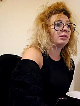 Selenna emma online show from November 11, 2:58 pm