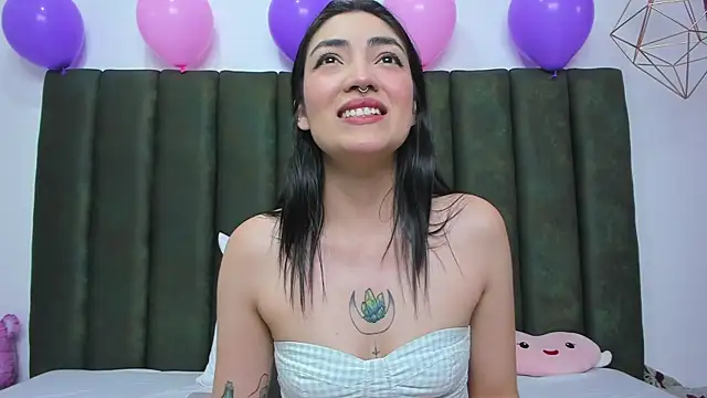 ThailyCherry online show from October 16, 8:11 pm