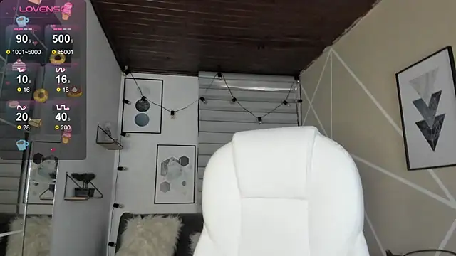 Enma  clark online show from September 17, 7:45 pm