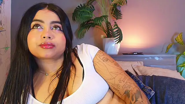jade brunnette online show from May 30, 8:49 pm