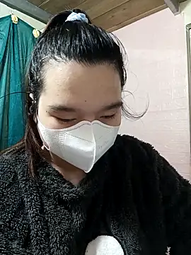 Thomgdee online show from March 11, 1:32 am