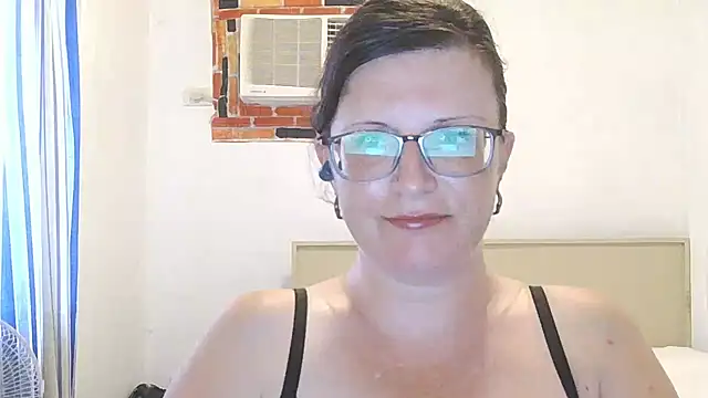 CrimsonMistress online show from May 14, 10:48 pm
