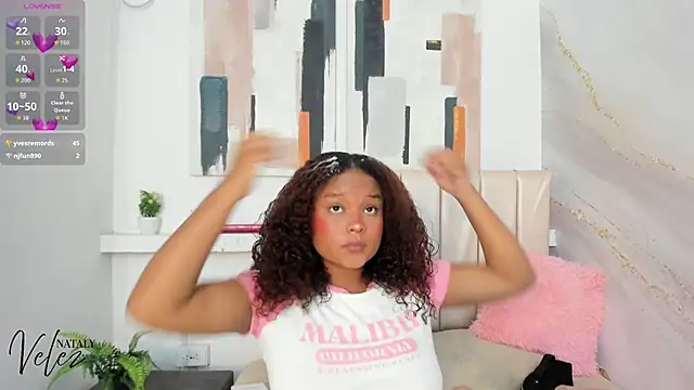 Snapshot of nataly_velez chatting on October 15, 7:27 pm nataly velez online show from October 15, 7:27 pm