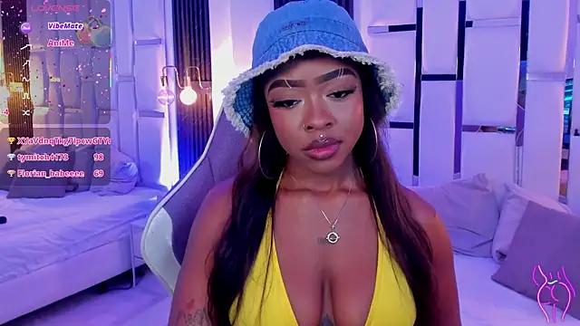 mia schwarz online show from November 18, 7:20 am