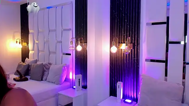 mia schwarz online show from October 29, 10:12 pm