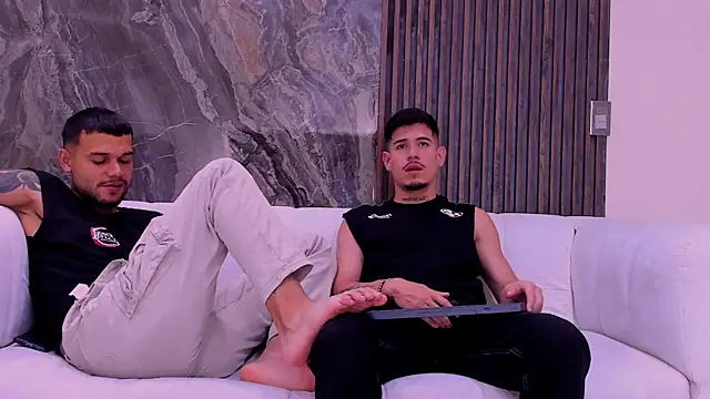 hot day online show from November 24, 9:06 pm