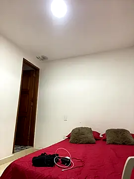 Im Amelia online show from November 27, 3:15 pm