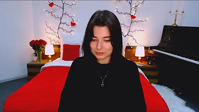  Sun Shy  online show from November 21, 1:24 pm