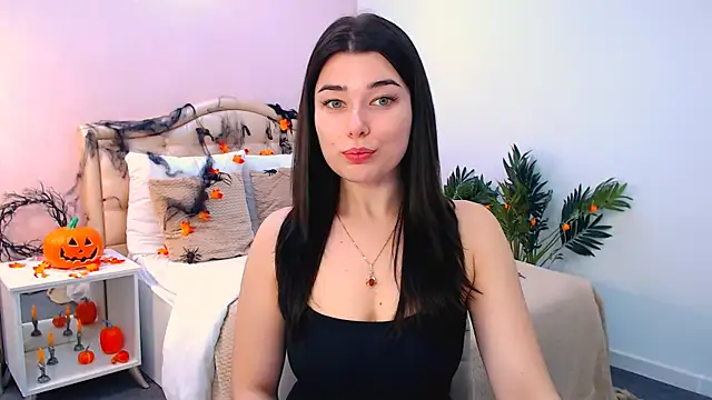  Sun Shy  online show from November 6, 1:39 pm