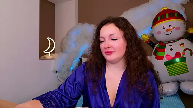 GloriNichols online show from November 30, 6:28 am