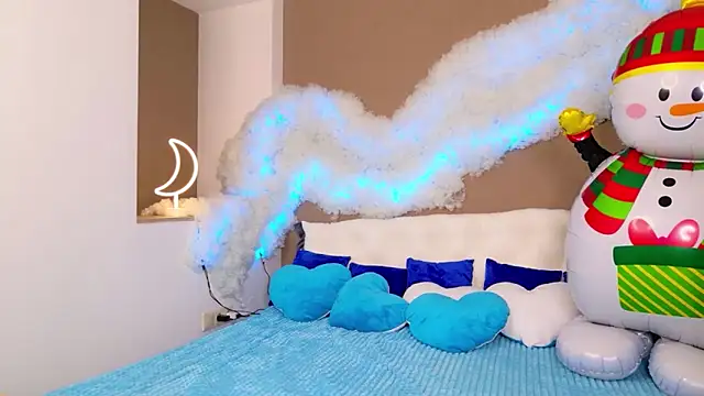 GloriNichols online show from December 16, 9:48 am