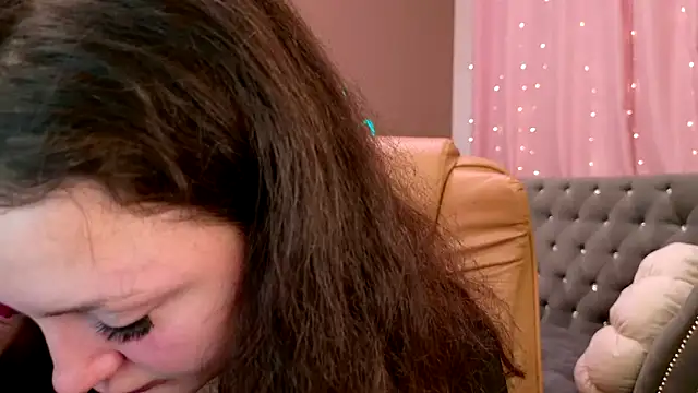 GloriNichols online show from October 13, 8:39 am