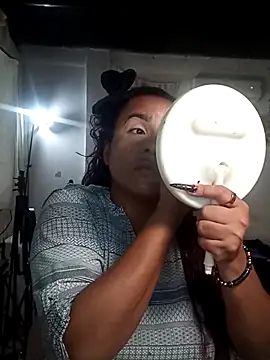 Kyara Queen online show from November 10, 8:59 pm