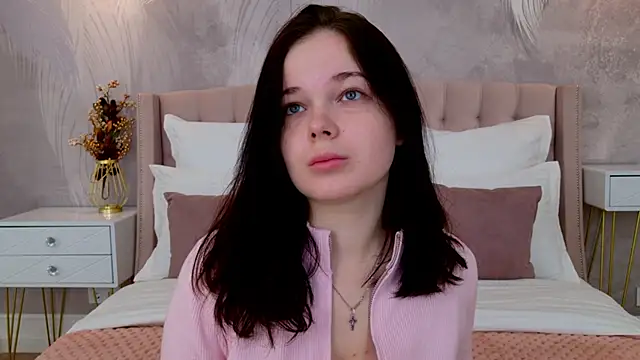 DeniseReese online show from October 6, 2:28 am