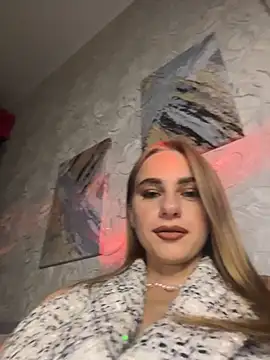 GraceTorrez online show from September 23, 8:18 pm