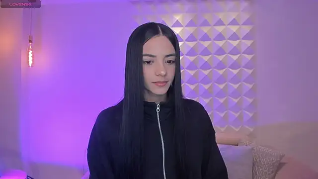 HannahJamesX online show from November 16, 5:02 pm