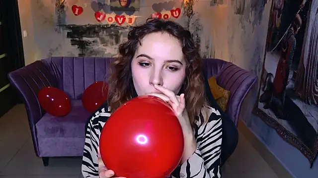 JasmineMilko online show from February 11, 5:31 am