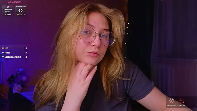 Snapshot of Catherine_River chatting on September 26, 9:12 pm Catherine River online show from September 26, 9:12 pm