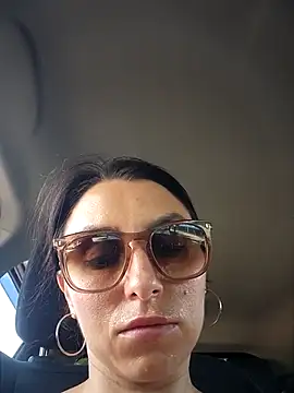 Izabella Bella online show from June 1, 6:26 am