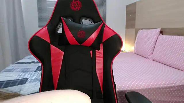 Naughty Annn online show from November 25, 5:58 pm