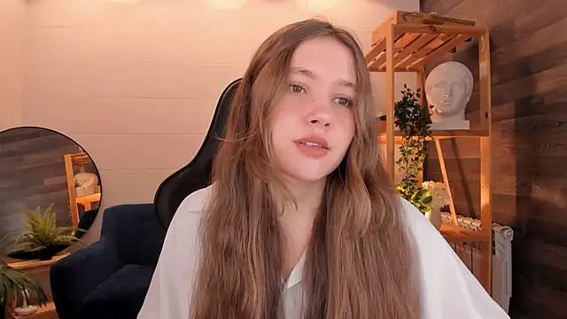 MaryannSoftt online show from November 19, 3:01 pm