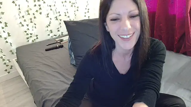 Cataleyaloca online show from November 18, 3:24 pm