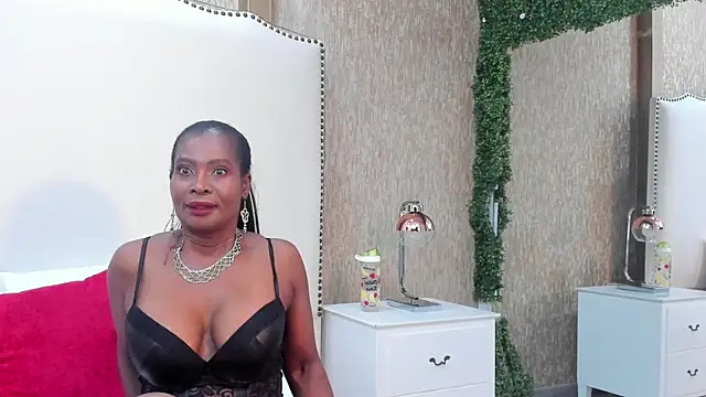 Snapshot of amara_bss_ chatting on September 17, 11:19 am amara bss online show from September 17, 11:19 am
