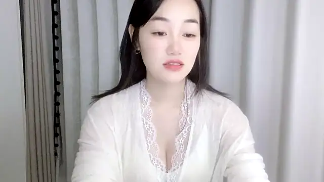 Snapshot of cloud8822 chatting on September 27, 2:35 pm cloud8822 online show from September 27, 2:35 pm