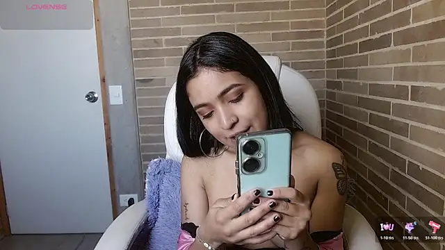 helenacyruss online show from February 10, 12:52 pm