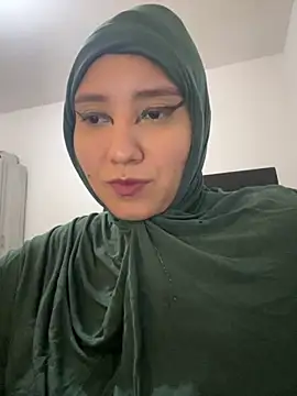 Snapshot of hannahayat chatting on October 14, 9:06 pm hannahayat online show from October 14, 9:06 pm