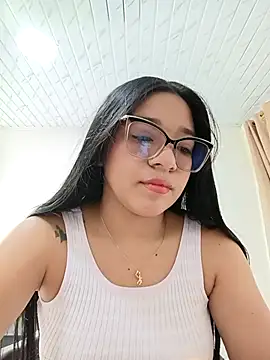 Snapshot of -VICKKY chatting on September 22, 1:53 pm -VICKKY online show from September 22, 1:53 pm