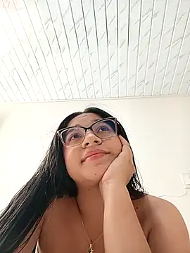 Snapshot of -VICKKY chatting on September 17, 7:23 pm -VICKKY online show from September 17, 7:23 pm